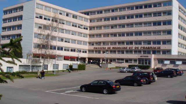 Bâtiment des facultés de médecine et de pharmacie de l'université de Limoges