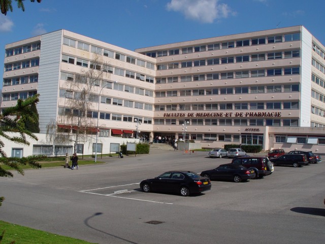 Bâtiment des facultés de médecine et de pharmacie de l'université de Limoges